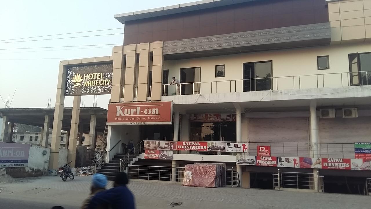 Anandpur  Oyo 30415 Hotel White City المظهر الخارجي الصورة