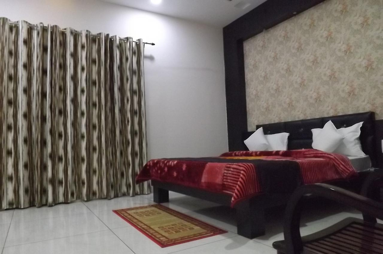 Anandpur  Oyo 30415 Hotel White City المظهر الخارجي الصورة