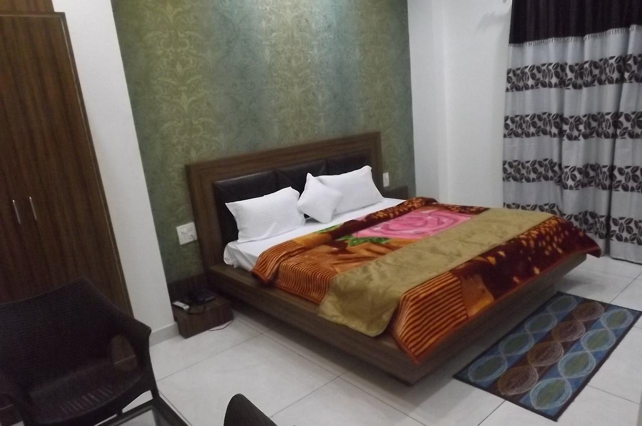 Anandpur  Oyo 30415 Hotel White City المظهر الخارجي الصورة