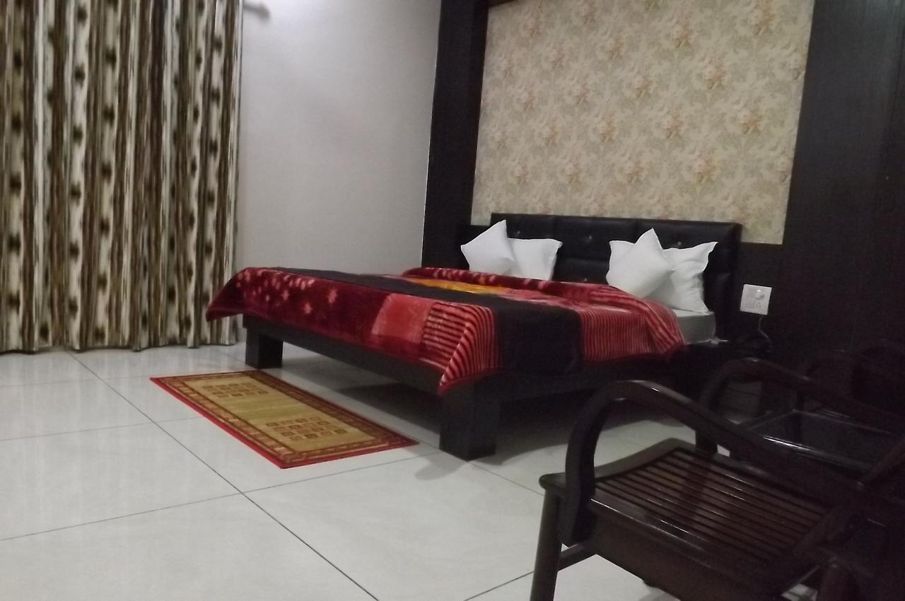 Anandpur  Oyo 30415 Hotel White City المظهر الخارجي الصورة
